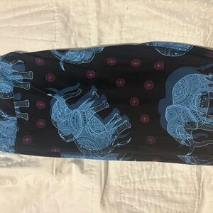 LuLaRoe Leggings- Black and Blue Elephant Print